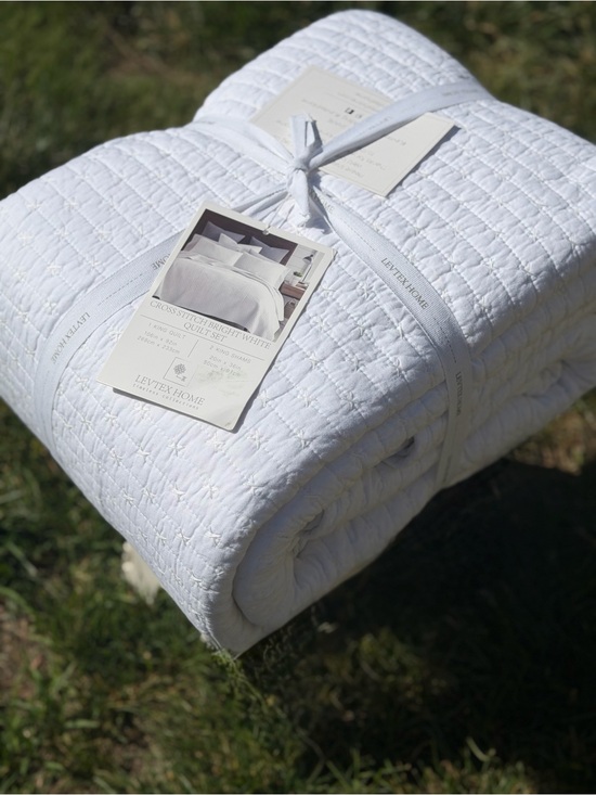 Levtex Other - Levtex Home Luxury Cross Stitch Reversible King/Cal King Quilt Set Bright White